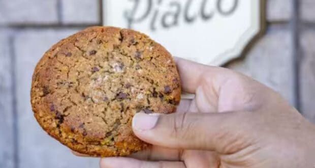 Cherry cookie