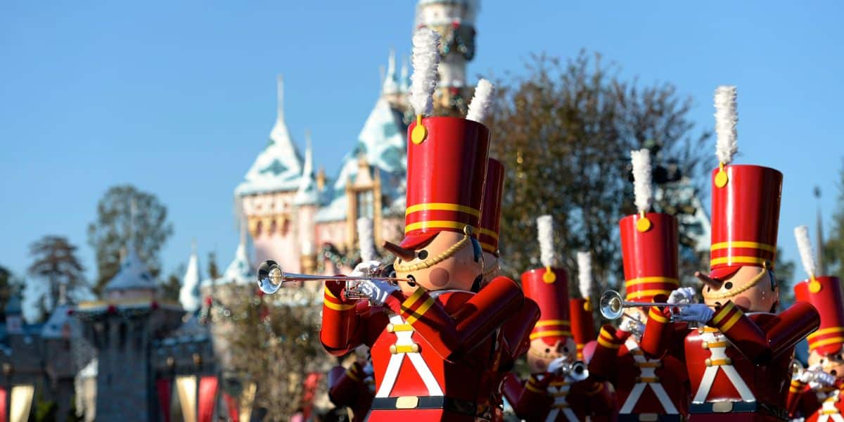 Disneyland Holiday 