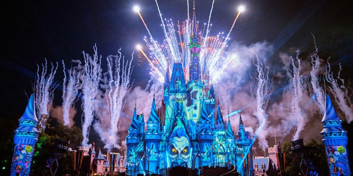 Mickey's not so scary halloween party fireworks