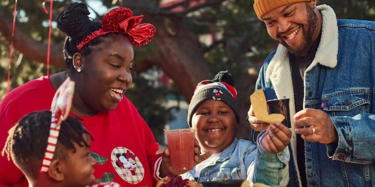Disney Guests during Christmas time 