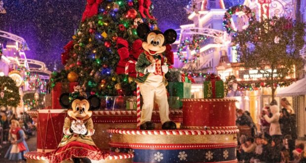 Mickey Mouse Christmas parade