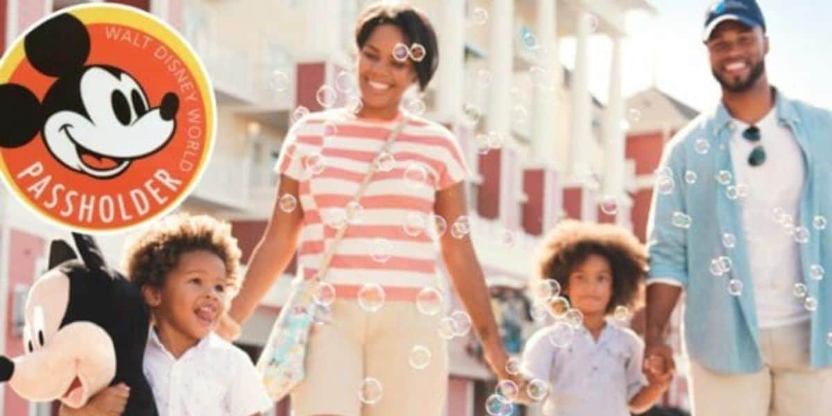 Family with Disney Passholder stamp
