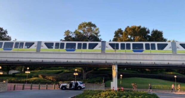 Disney Monorail Lime