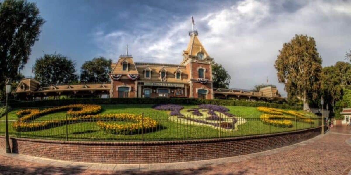 Disney Entrance