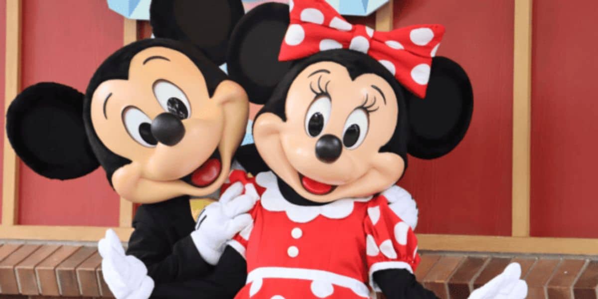Mickey Mouse Minnie Mouse Unsplash Taha