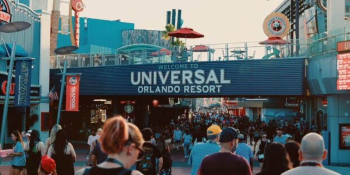 Universal orlando resort main entrance