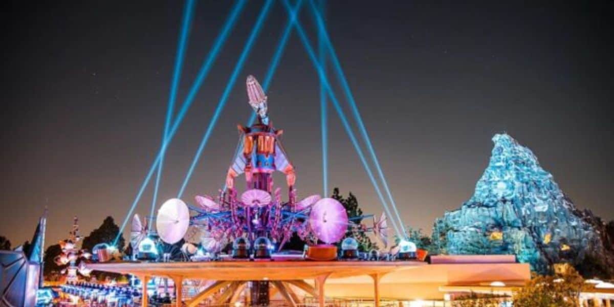 Tomorrowland Prostitute
