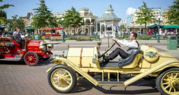 Main Street Vehicles in Town Square at Disneyland Paris