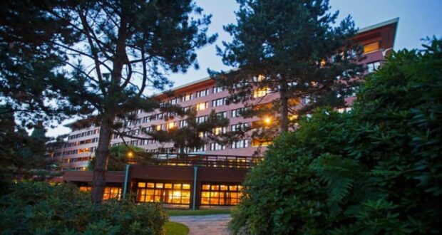 Sequoia Lodge exterior
