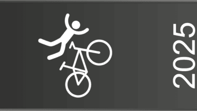 Djuva Sidetag Styrt: Illustration af en cyklist, der falder af sin cykel.