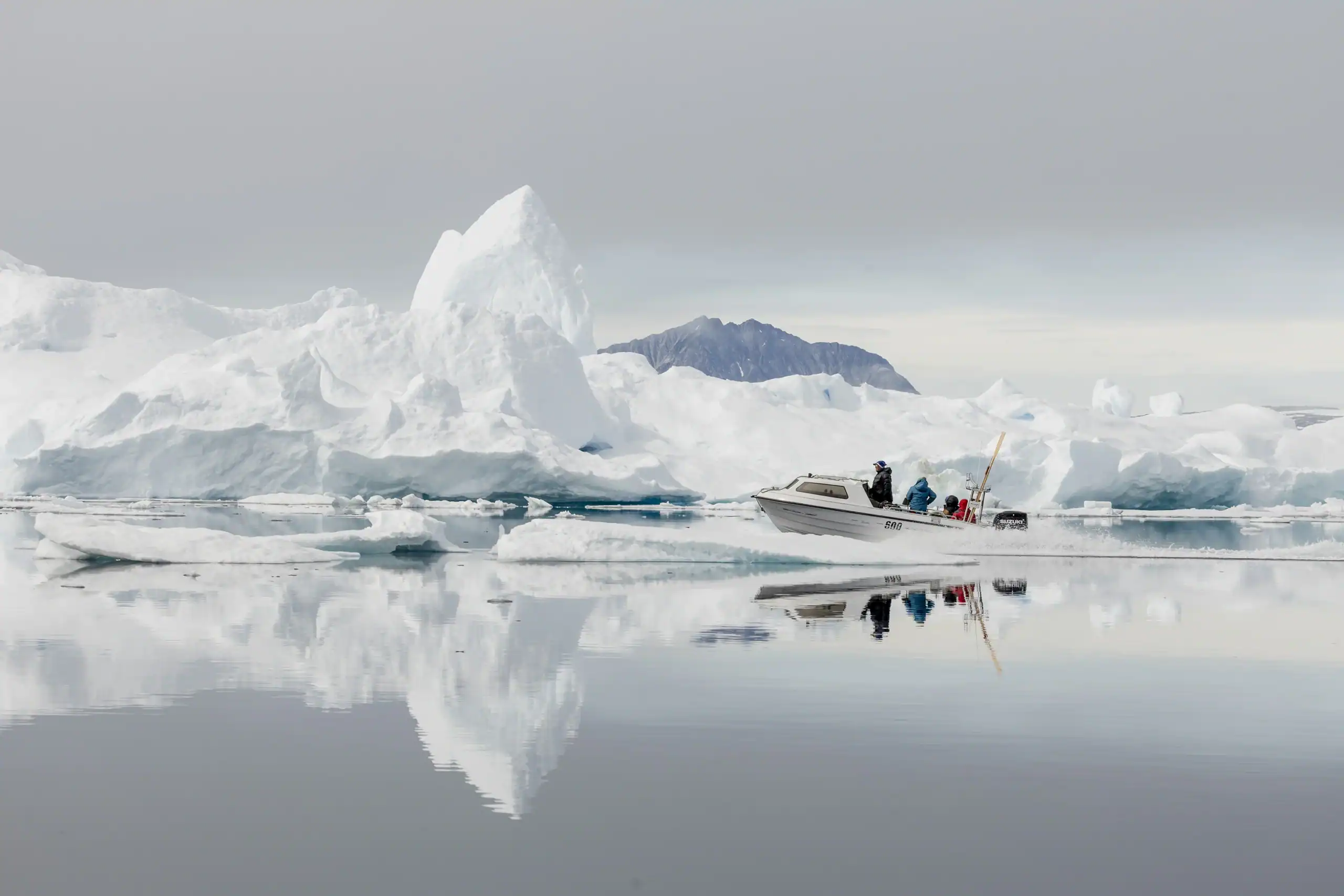 Sailing between Icebergs.
