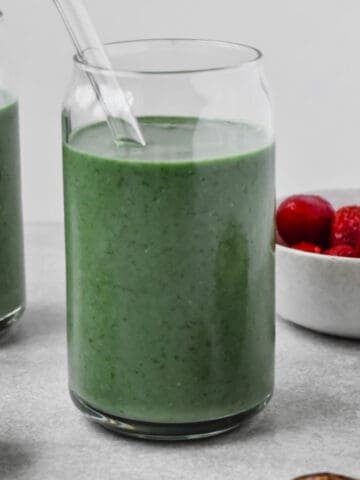 A picture of the green glow smoothie