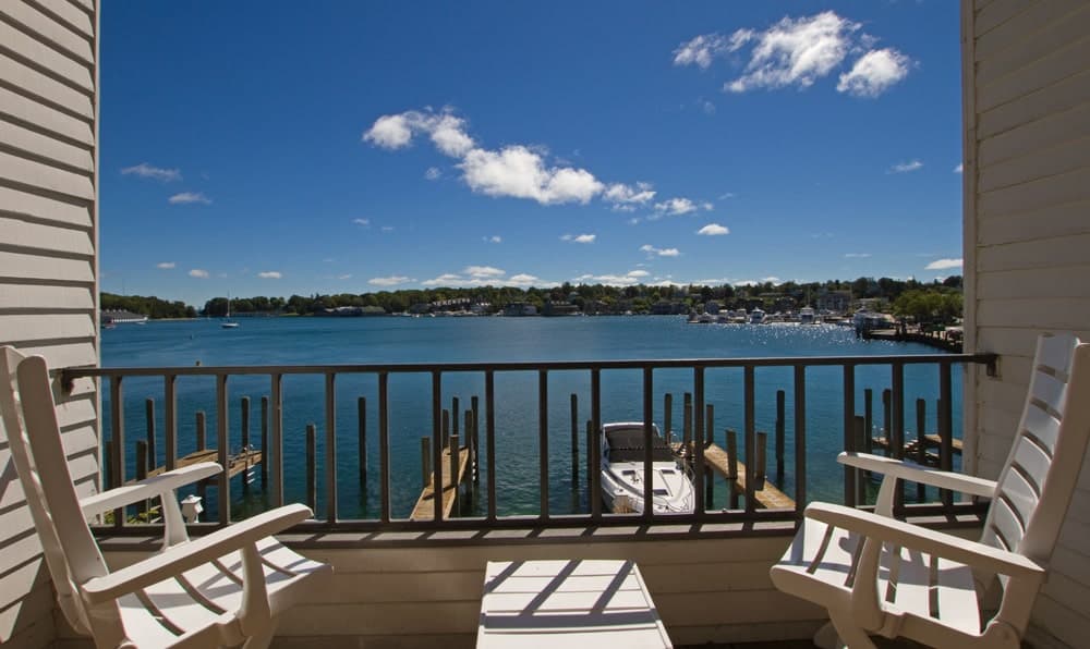 Edgewater Inn Specials