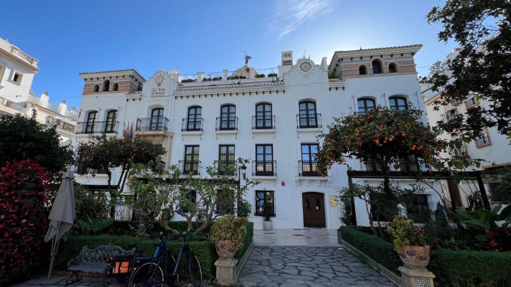 Best Rooftop Bars in Estepona