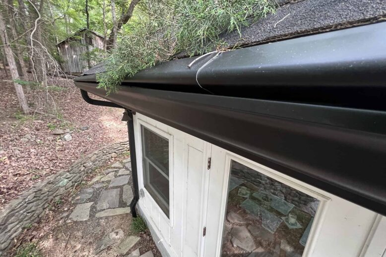 Gutter system installed to prevent clogs and maintain drainage in Kentucky homes.