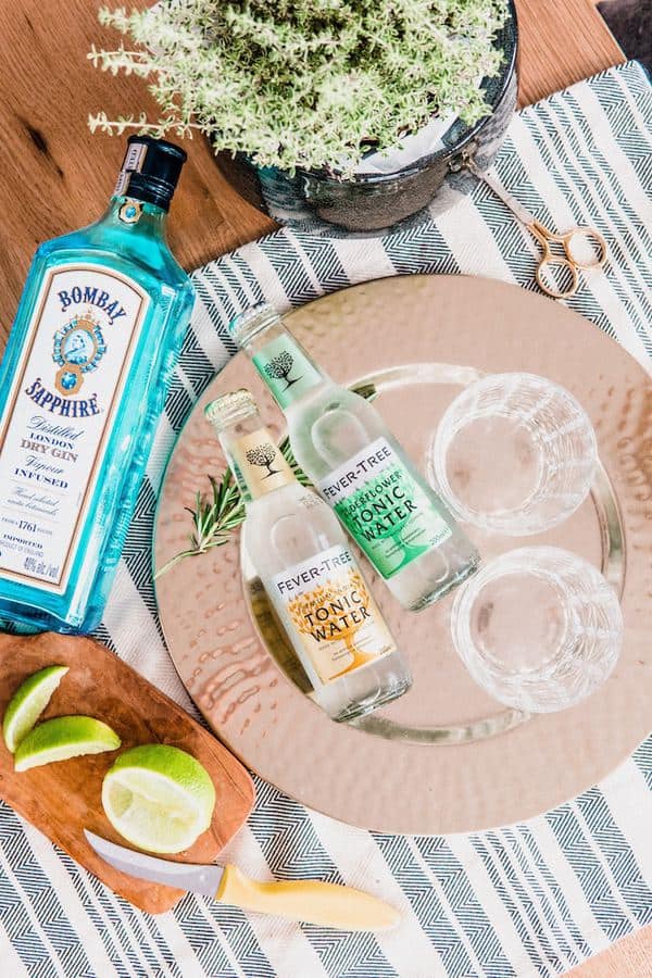 Bombay Sapphire Gin British Pub Drink