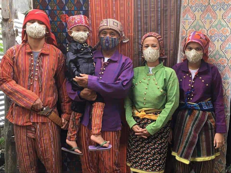 Family of Yakan weavers from Mindanao