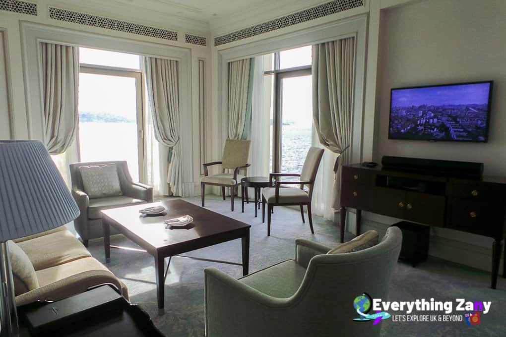 The lounge area of the Deluxe Bosphorus Suite
