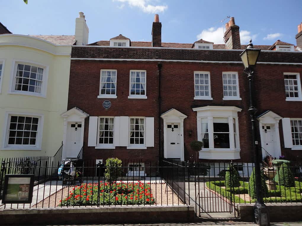 Charles Dickens Birthplace Museum in Portsmouth