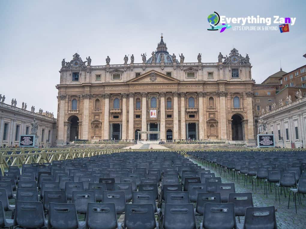 Audience in St Peters Square facing the basilica