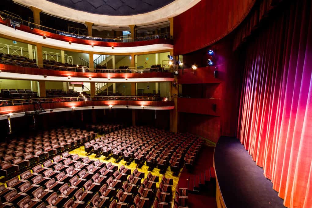 Best Things to Do in Trevi: Teatro Quirino in Trevi Rome