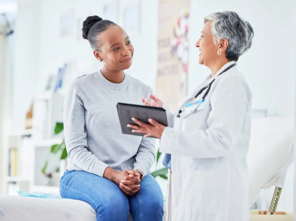 clinical trials treasure coast: doctor explaining the study to a participant