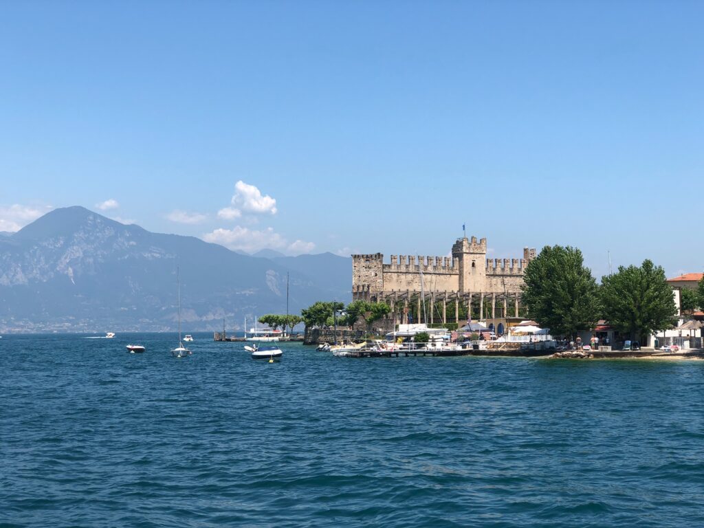 Torri del benaco Castello