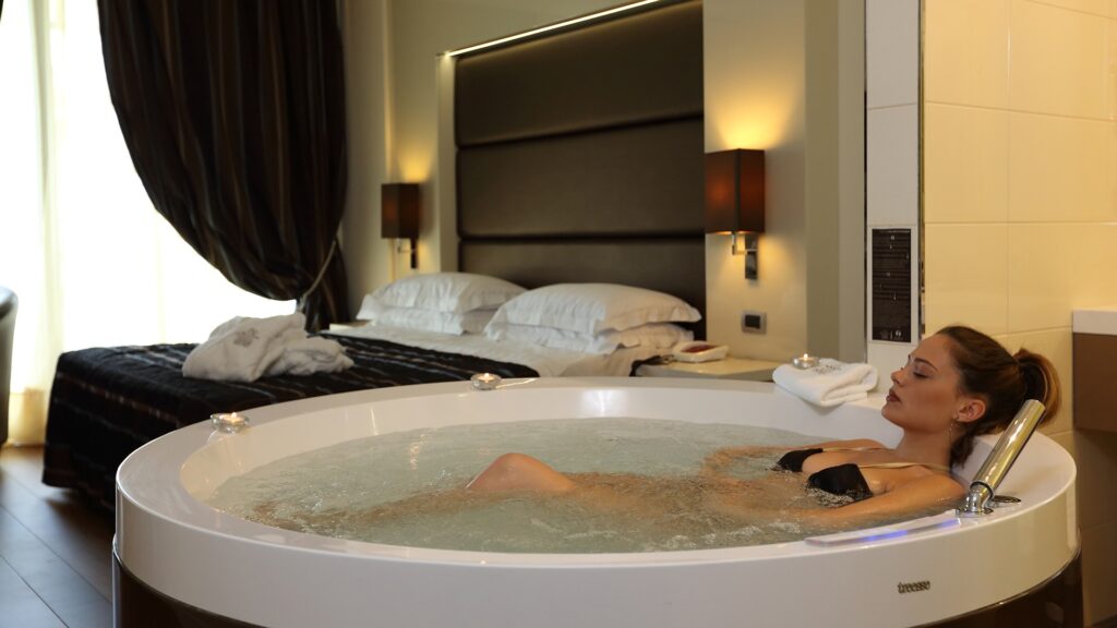 hotel con jacuzzi in camera