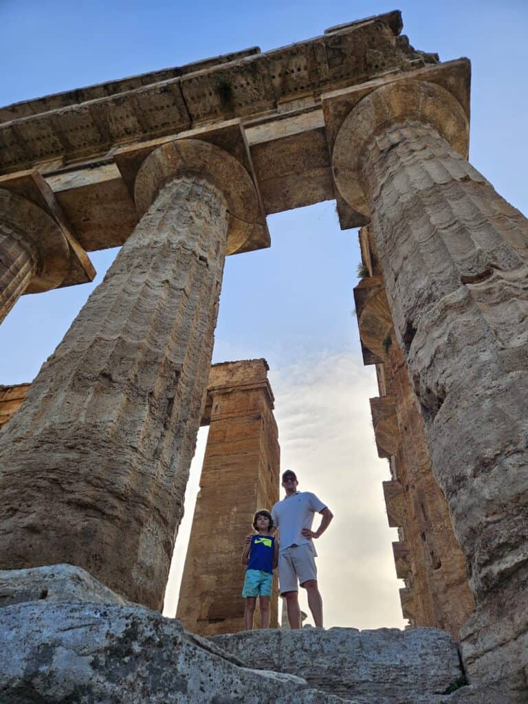 paestum con bambini
