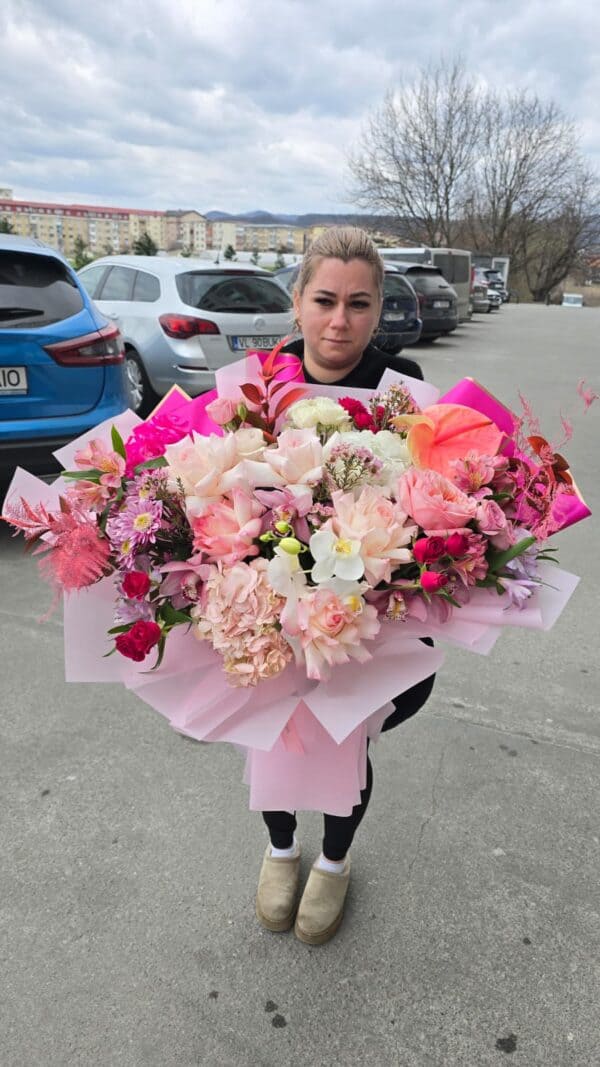 buchet mare pastel elegant cu flori mixte premium hortensie orhidee trandafiri livrare flori valcea
