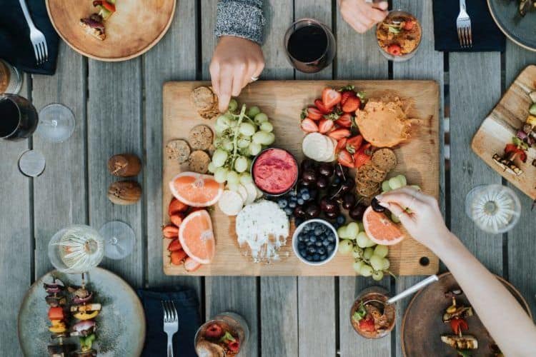 Copywriting – tasty morsels or a blow-out meal?