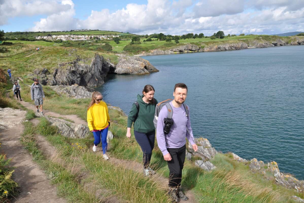 Wicklow day tour. Wicklow cliff-walk