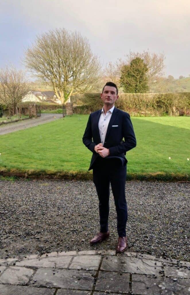 private tour guide