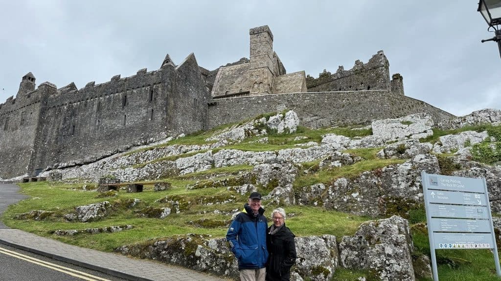 Blarney Castle and Rock of Cashel private day tour from Dublin