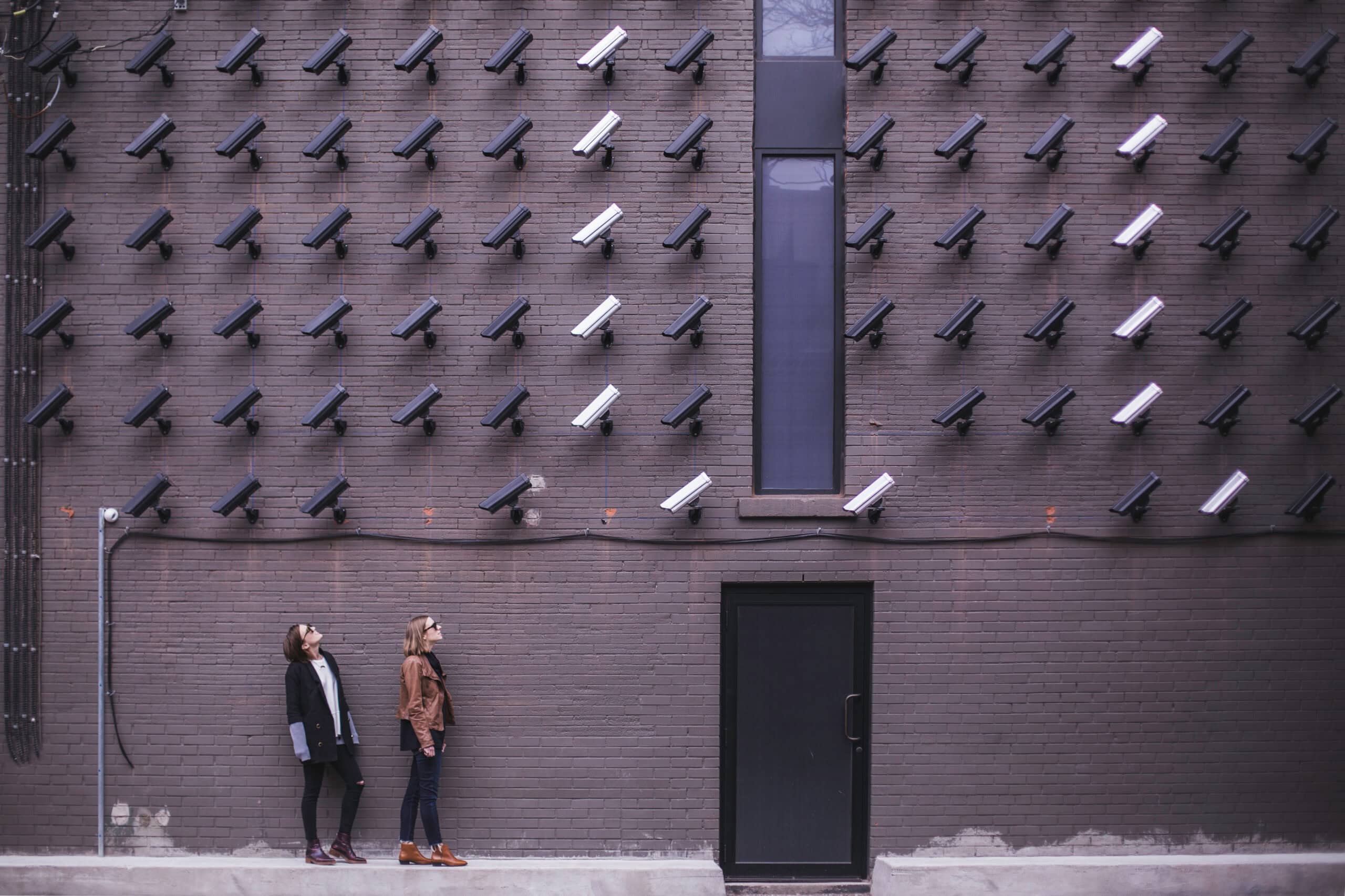 5 Reasons Every Business Needs CCTV