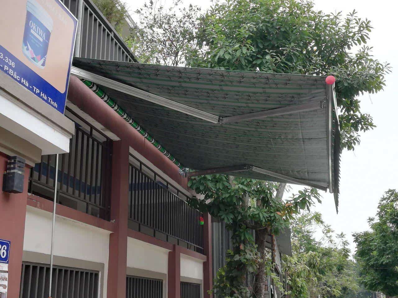 Dự án mái xếp lượn sóng Báo giá cung cấp bạt che nắng may ép vải bạt mái che giá rẻ tại Quận Hải Châu Hình ảnh hoàn thiện Báo giá cung cấp bạt che nắng may ép vải bạt mái che giá rẻ tại Quận Hải Châu