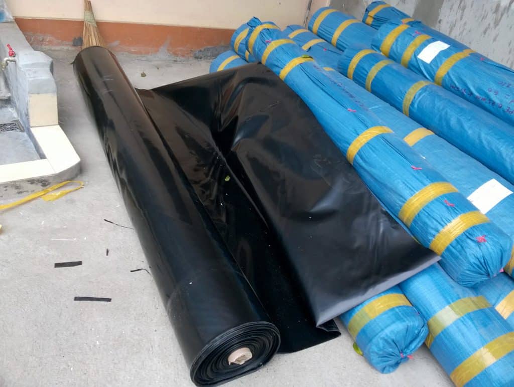 Bạt nhựa đen chuyên làm hồ nuôi tôm Bạt nhựa đen HDPE chuyên dùng làm hồ nuôi tôm cá