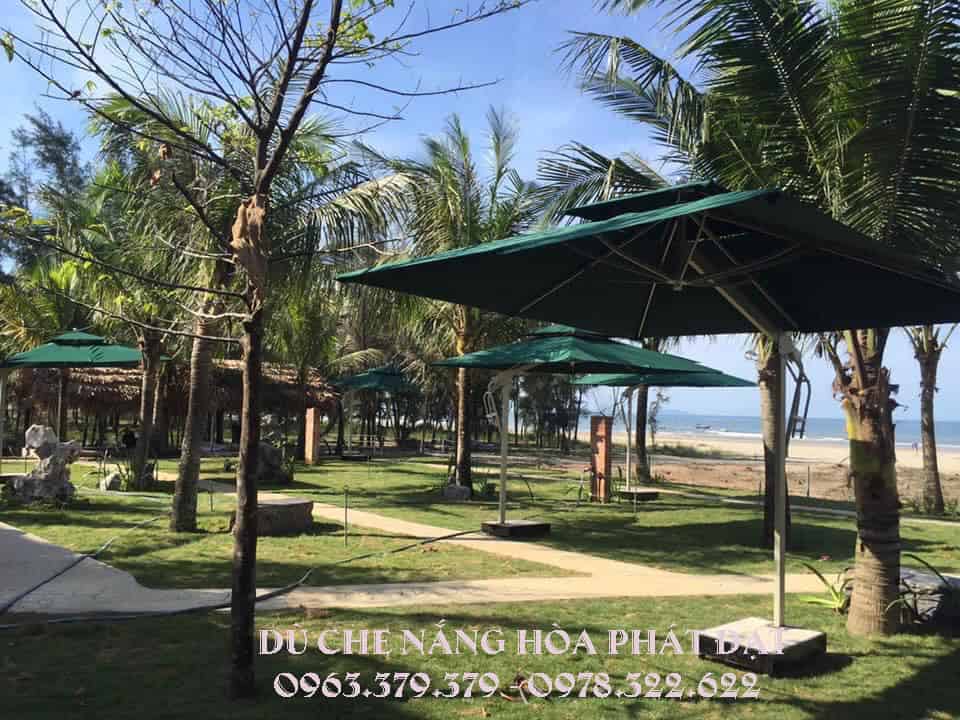 Dù lệch tâm vuông sân vườn
