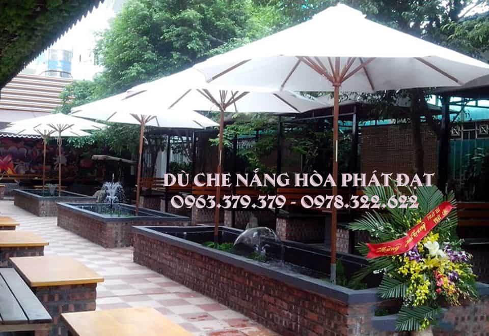 Dù tròn cafe Lắp đặt dù tròn cho quán cafe sân vườn