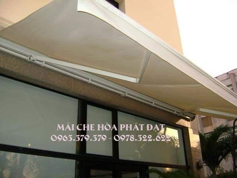 Thi công mái hiên che nắng trước nhà tại Sài Gòn Lắp đặt mái hiên di động che nắng mưa mặt tiền trước nhà ở khu vực TP.HCM