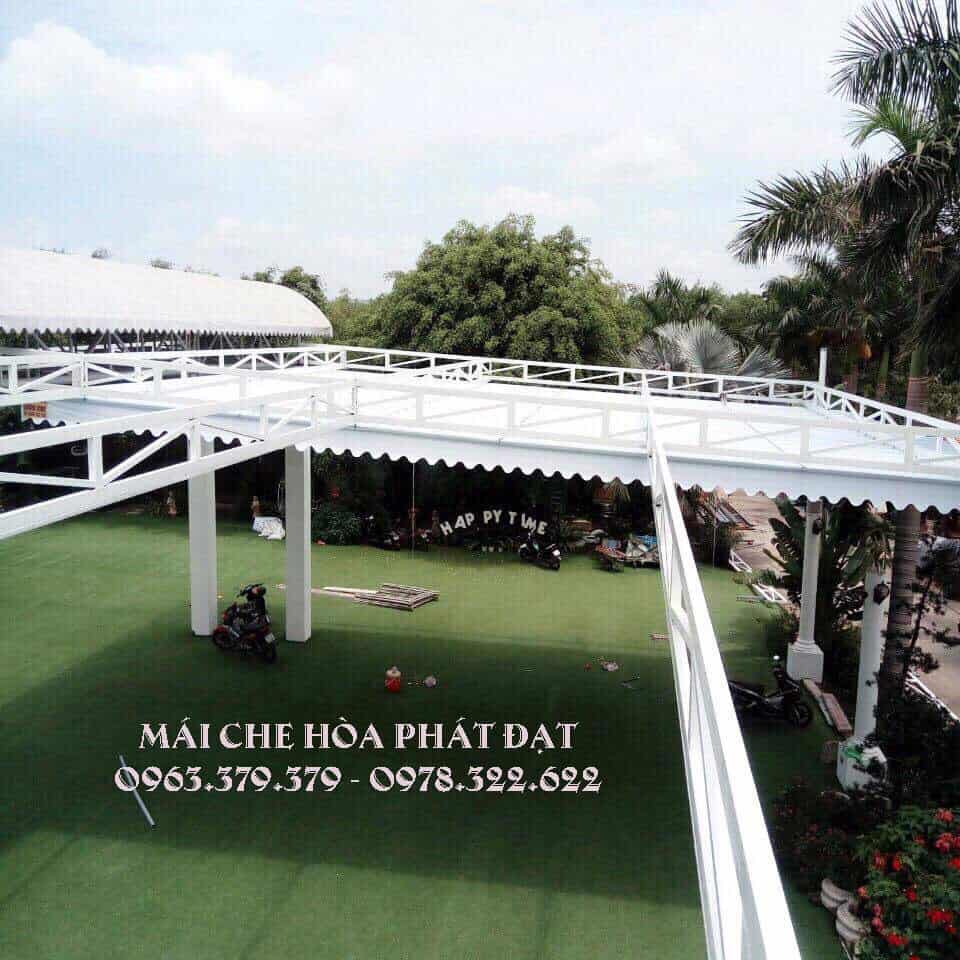 Mẫu mái che sân vườn tạo bóng râm mát Mái hiên sân vườn bạt xếp đẹp