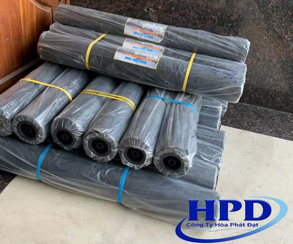 Sản xuất bạt nhựa tái sinh số lượng lớn bat-nhua-tai-sinh