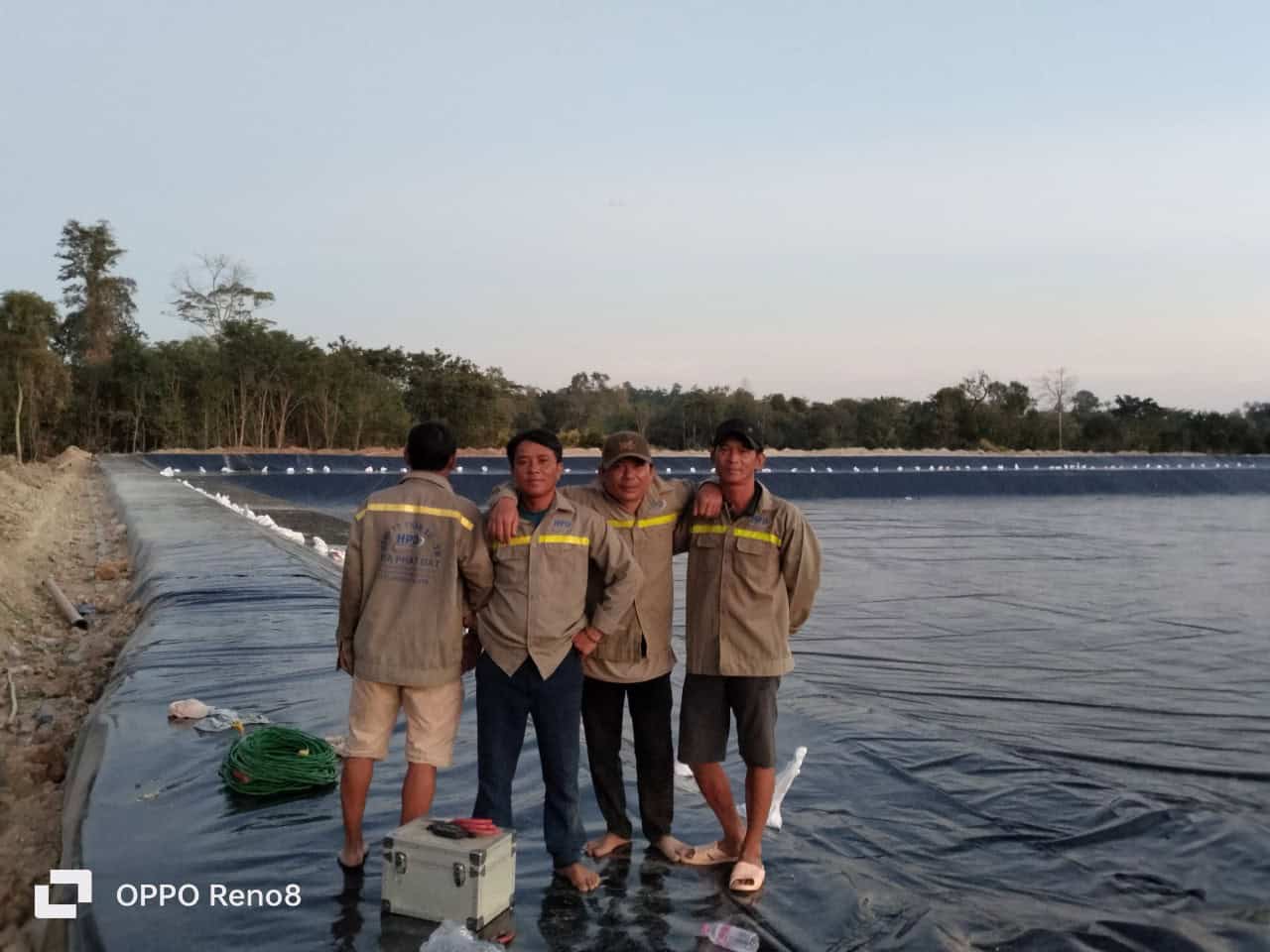 Cung cấp bạt HDPE cho bãi rác Cung cấp thi công bạt HDPE cho bãi chôn lấp rác thải