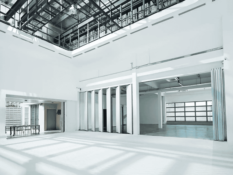Raw Studio By Metal Bees