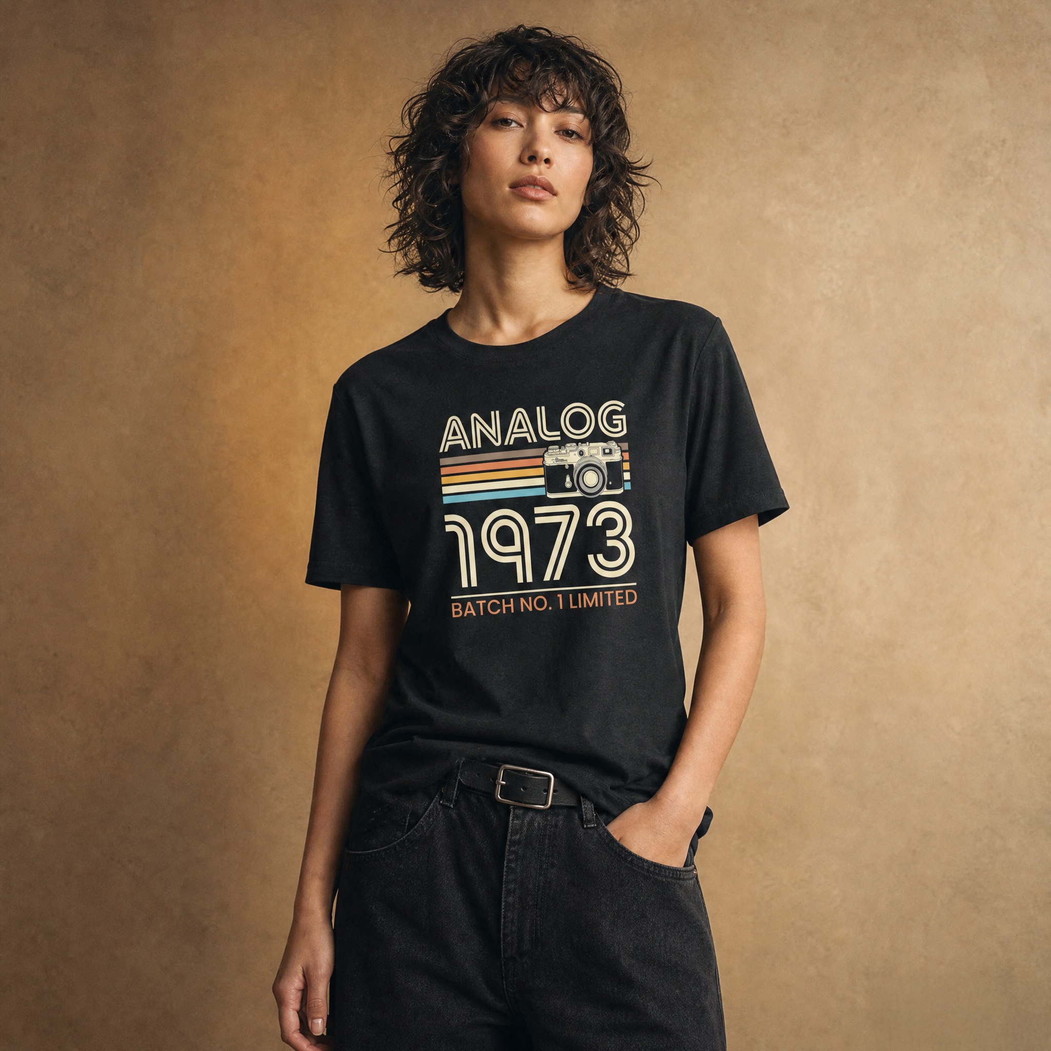 Interpubliq Shop- Analog 1973 Unisex t-shirt