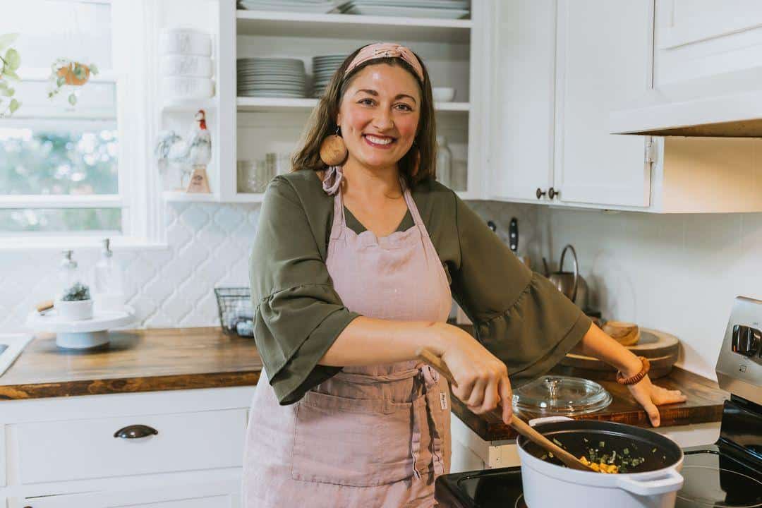 From Flares to Freedom: Chef Laura Rodriguez’s Realistic Guide to Flare-Free Cooking