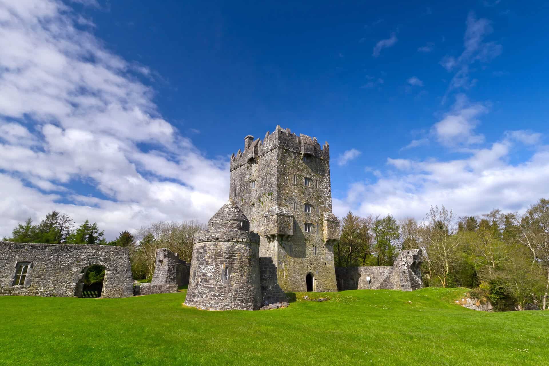 Aughnanure Castle Visitor Guide: What To See, Costs, History, And Practical Tips
