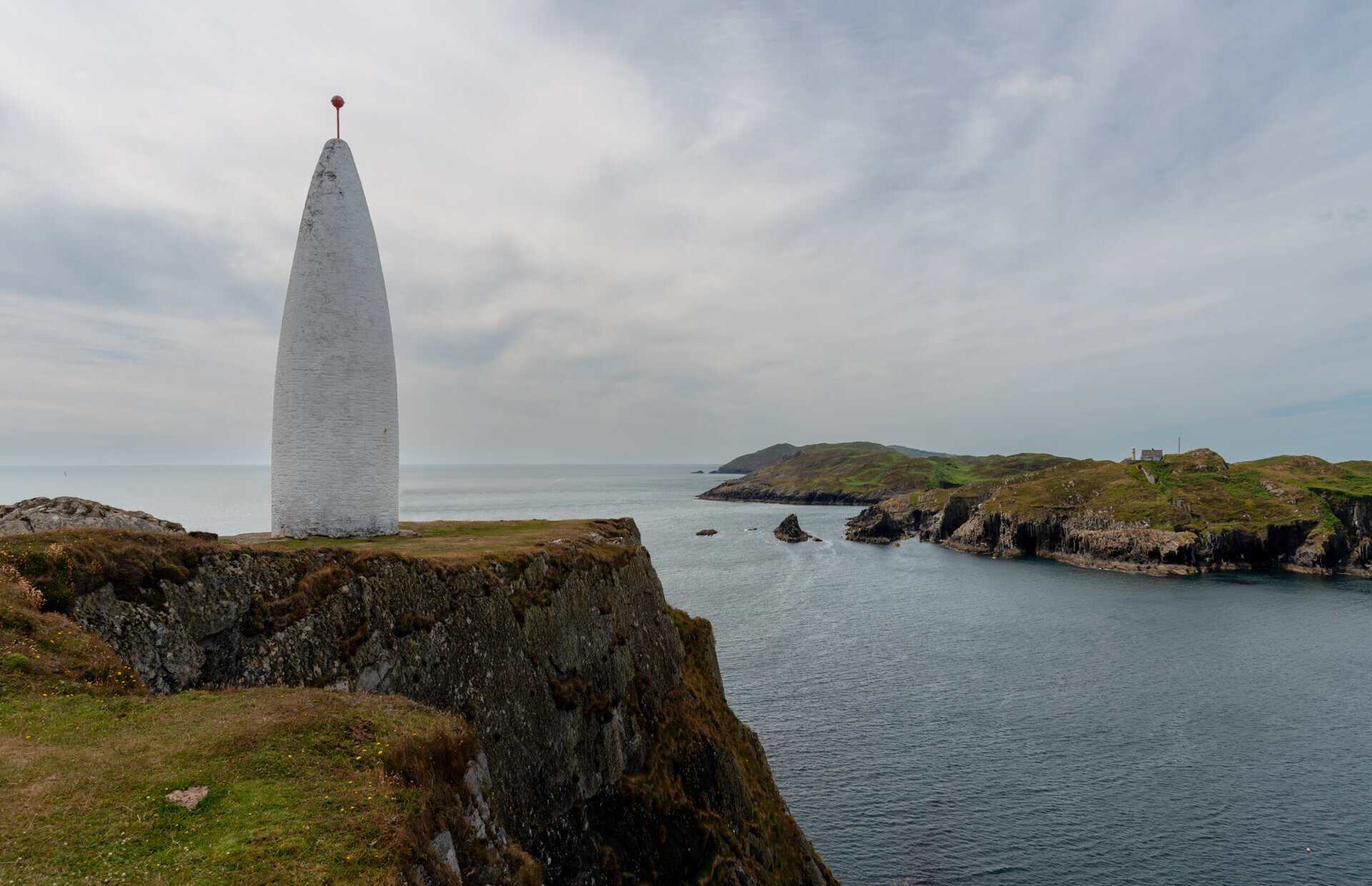 Baltimore Beacon Guide: A Short Climb, Big Views and One Very White Tower
