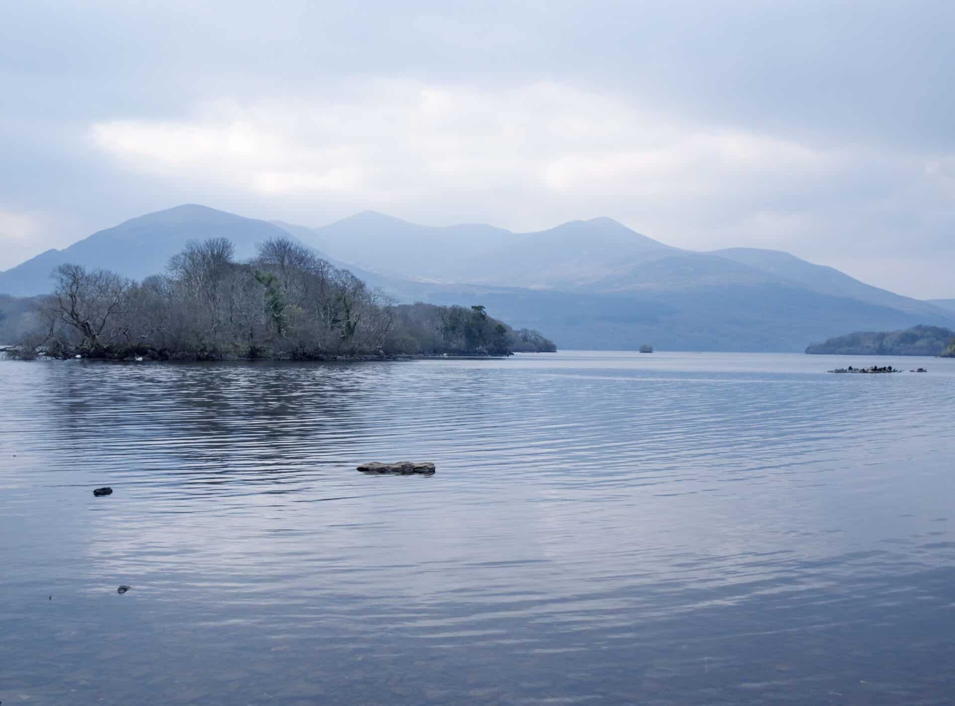 10 Essentials You Need to Pack for Your Ireland Trip for Rain, Walking, and Daily Touring