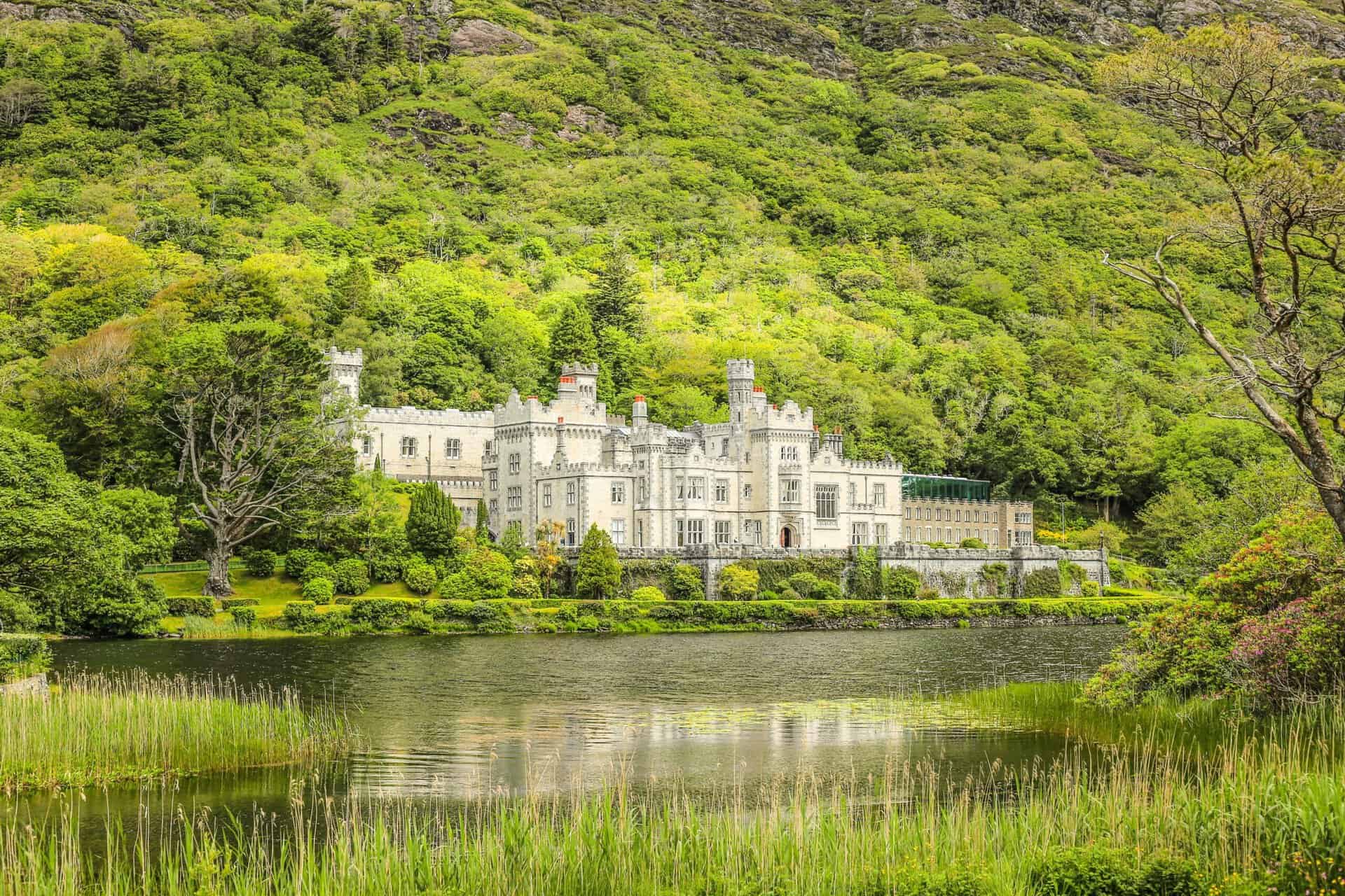 Kylemore Abbey and Victorian Walled Garden Visitor Guide: What To See, How Long To Spend, And Practical Tips